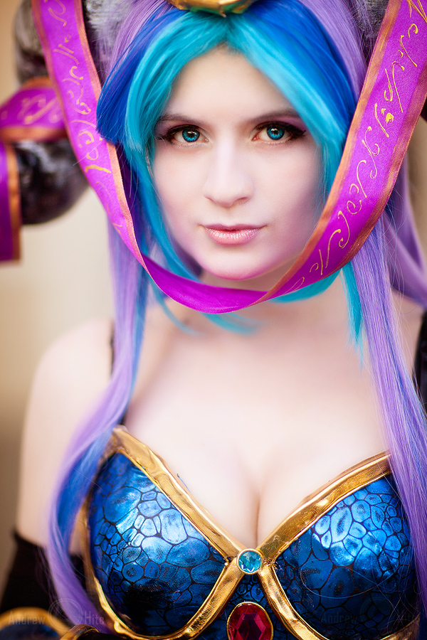 Doble Cosplay de Tarecgosa por Satelka y Oshley Doble Cosplay de Tarecgosa por Satelka y Oshley